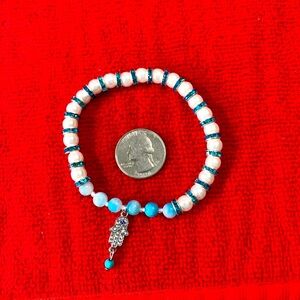 Handmade Simulated Pearl & Blue Jade, Hamsa Hand Evil Eye Stretch Bracelet